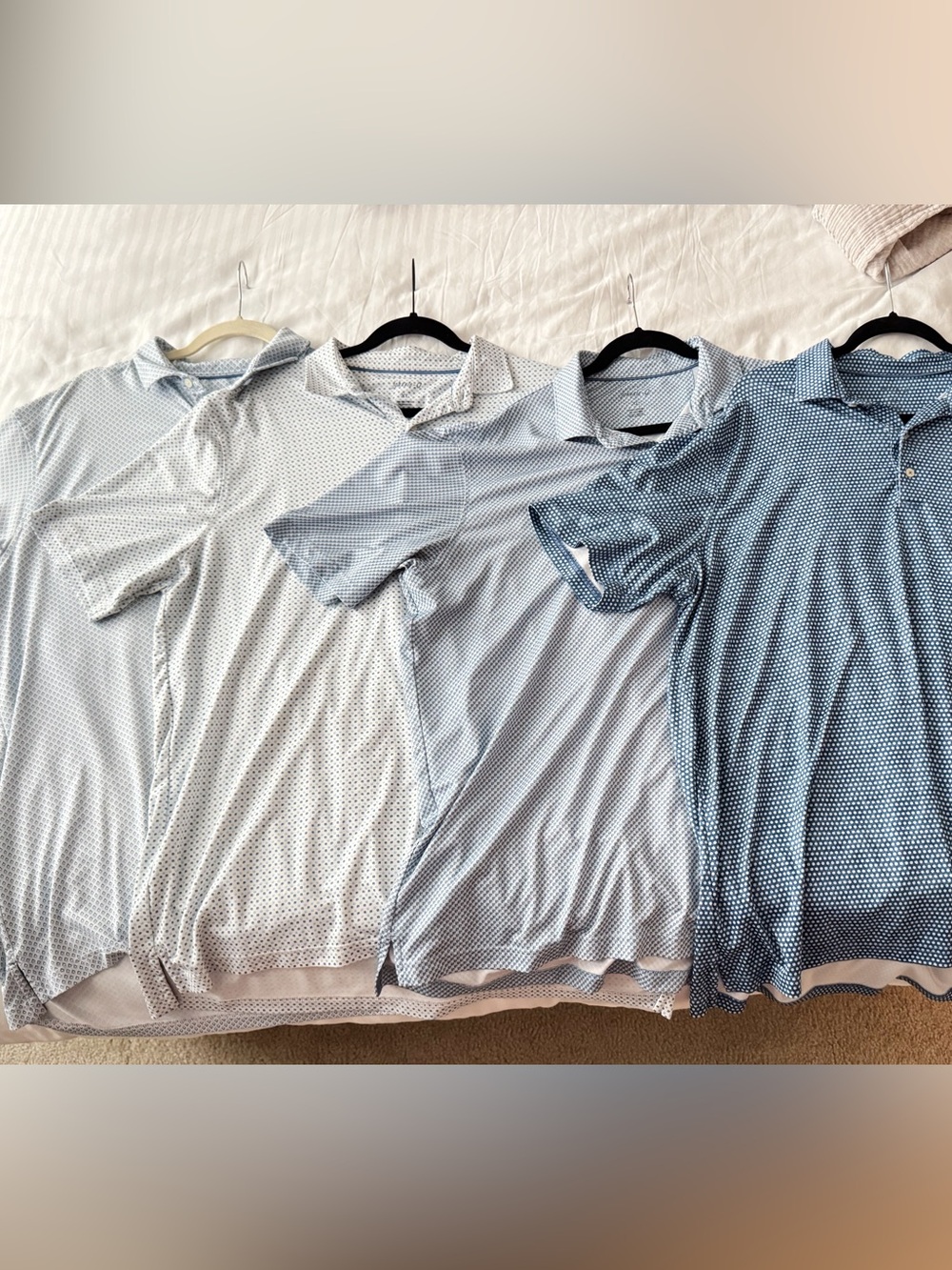 4x Men's johnnie-O Polo Golf Shirts - XL (not worn)